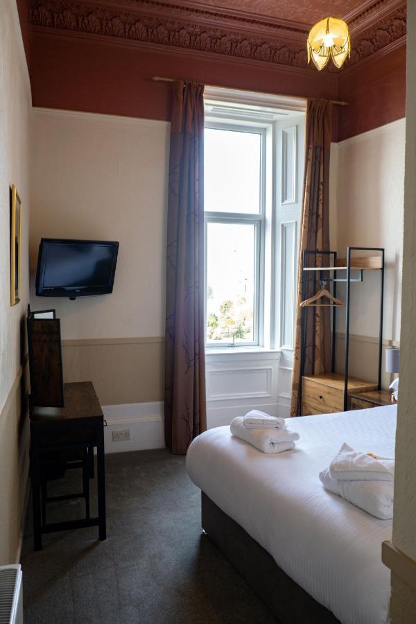 אובאן Corran House Guest House מראה חיצוני תמונה