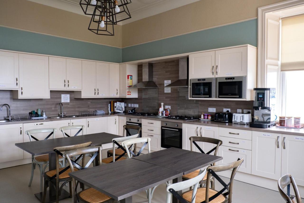 אובאן Corran House Guest House מראה חיצוני תמונה